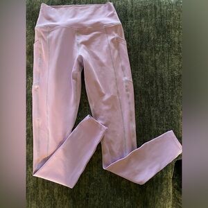 Size medium lilac leggings